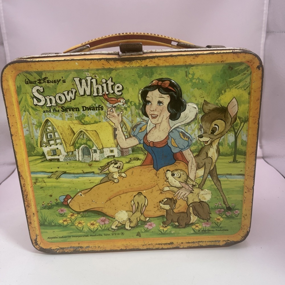 Snow White and the Seven Dwarfs  Vintage Metal Lunch Box By Aladdin